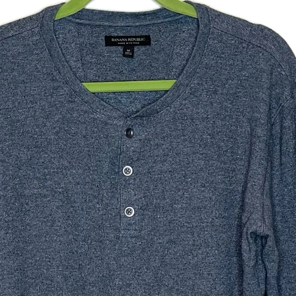 🔥 Banana Republic Henley Gray Shirt Long Sleeve M